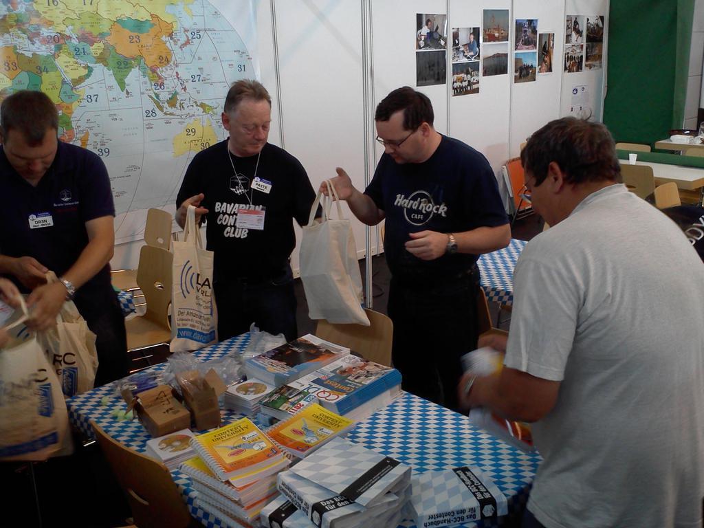 HAM RADIO 2011 - Messe HAM RADIO 2011 - Messe