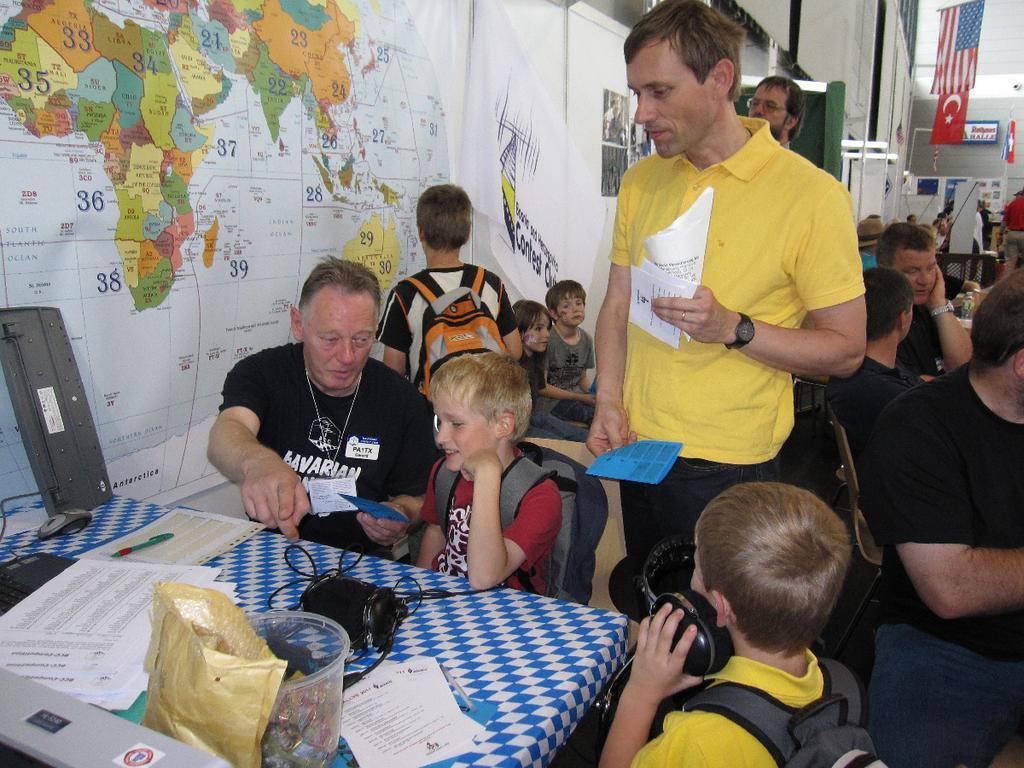 HAM RADIO 2011 - Messe HAM RADIO 2011 - Messe