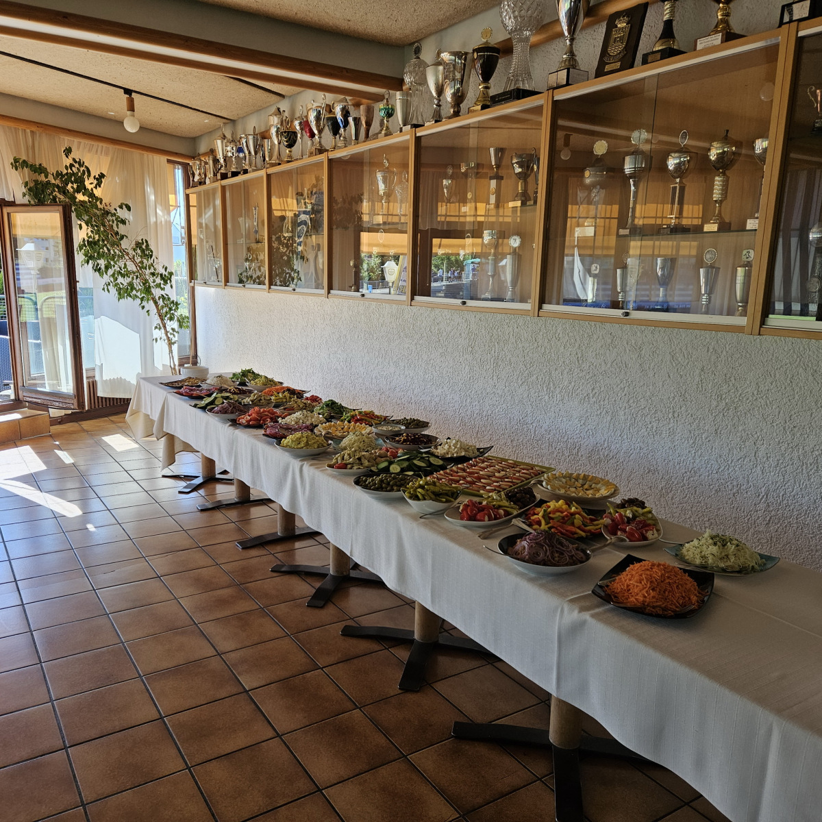 HAM Radio 2025 - Buffet HAM Radio 2025 - Buffet