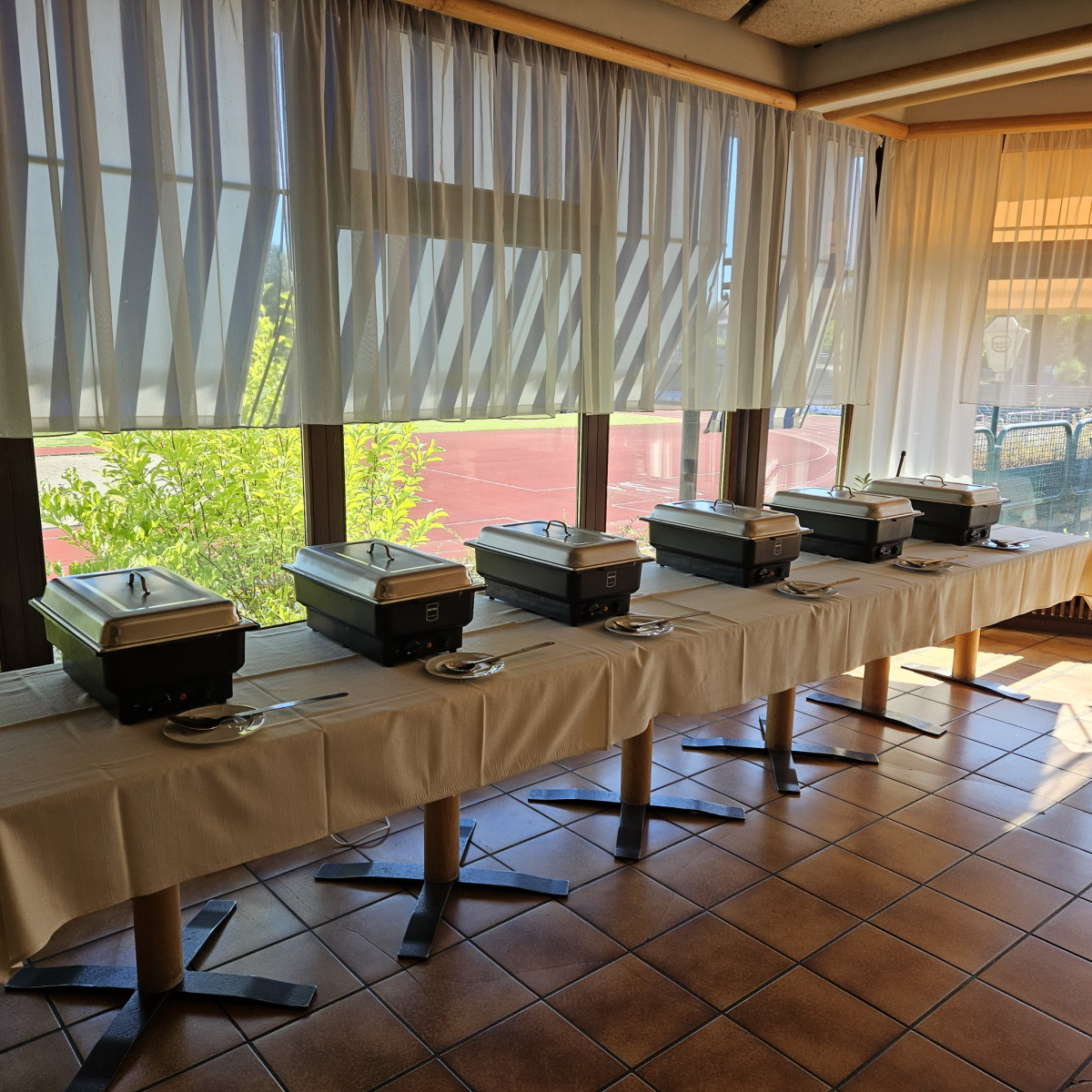 HAM Radio 2025 - Buffet HAM Radio 2025 - Buffet